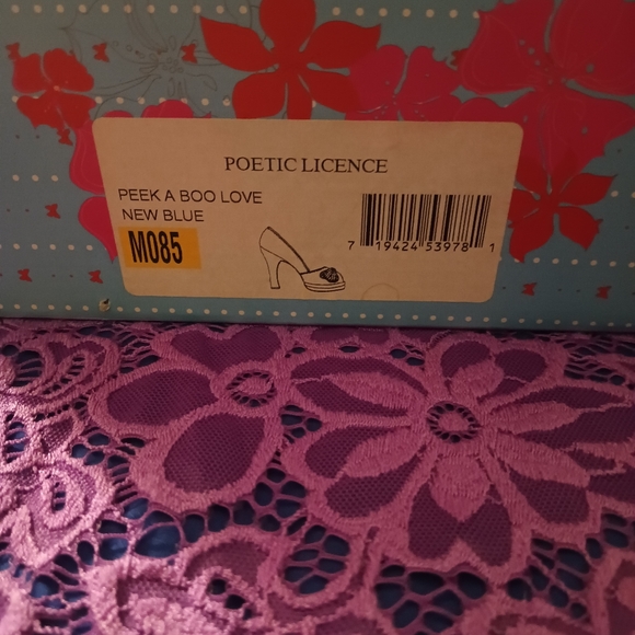 Poetic Licence Heels - Picture 5 of 5
